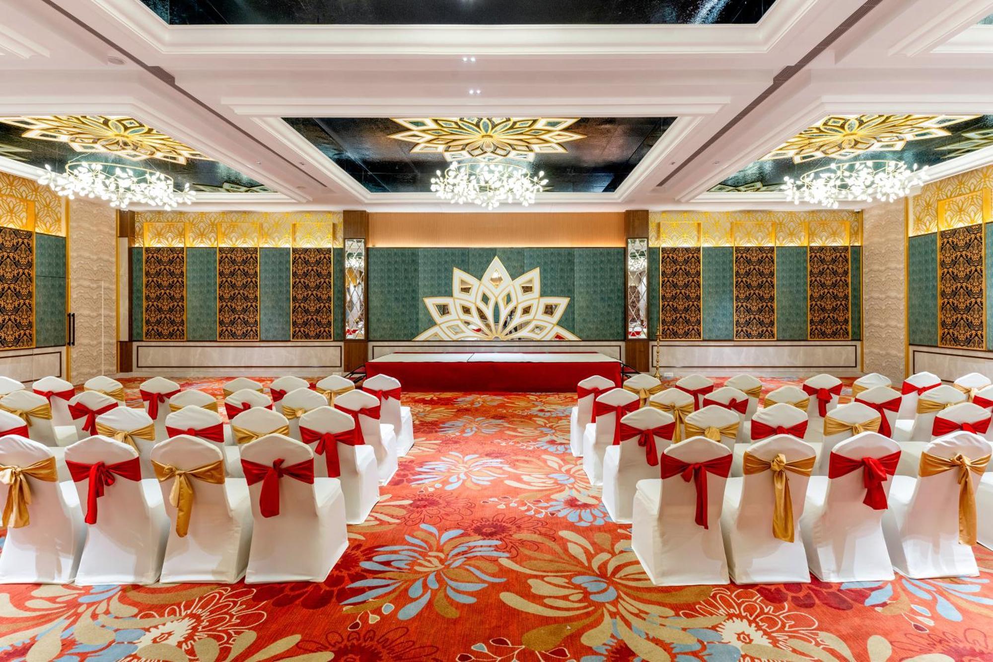 Sayaji Resorts & Spa Udaipur Exterior photo
