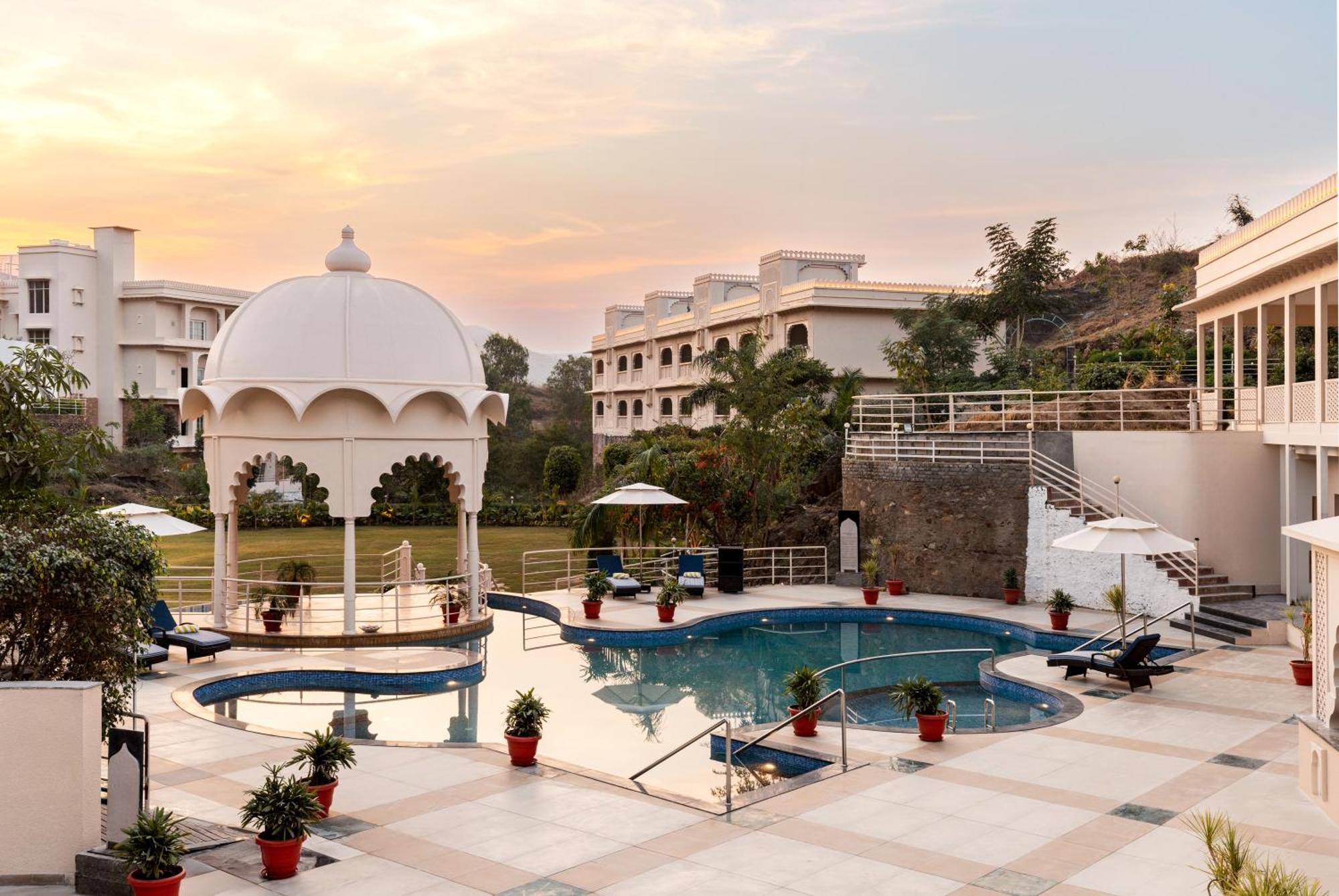 Sayaji Resorts & Spa Udaipur Exterior photo